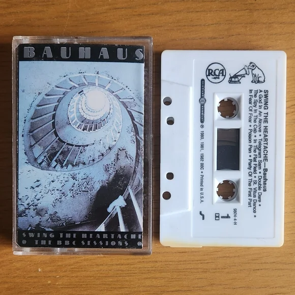 Siouxsie And The Banshees, Bauhaus, Concrete Blonde - 80s & 90s Tapes (Lot of 3) - Picture 5 of 8